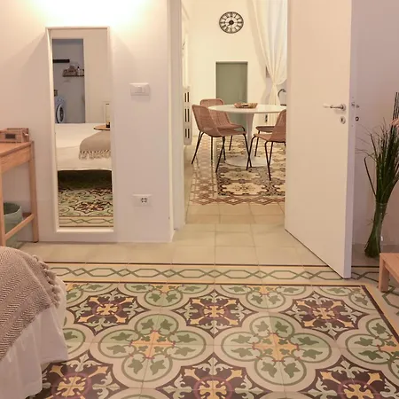 Casa Ricasoli By Manzoni Collection *